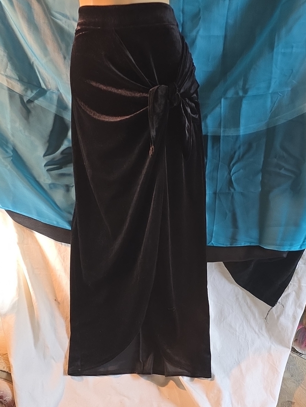 SHEIN Black Velvet Maxi Skirt with Side Knot